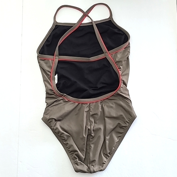 ⭐️3/ $30⭐️ Dolfin Girl's Racer Swim Suit Fragon Floral Print Army Green Size 32 - Picture 2 of 10